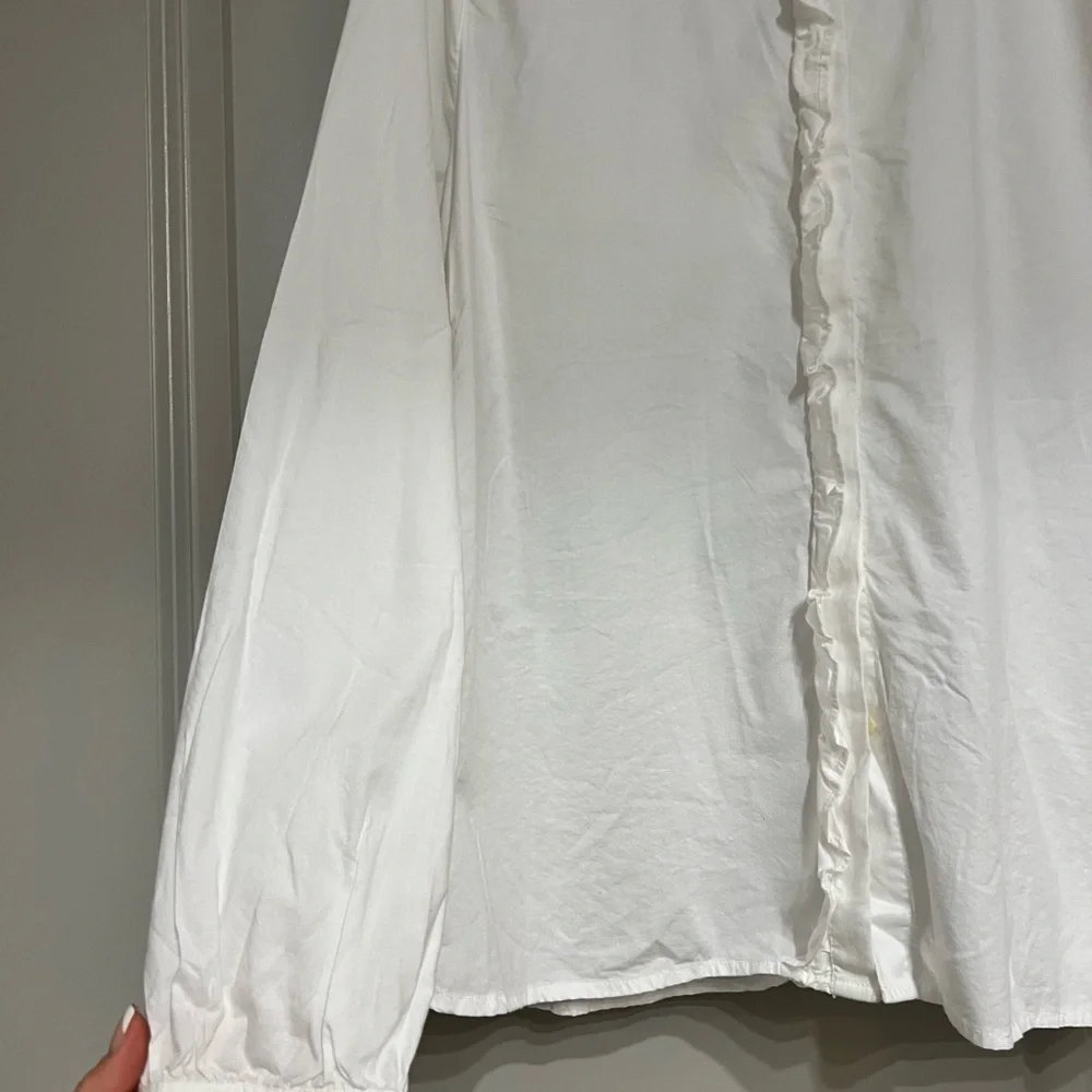 LOFT Ruffled White Blouse - Picture 2 of 3